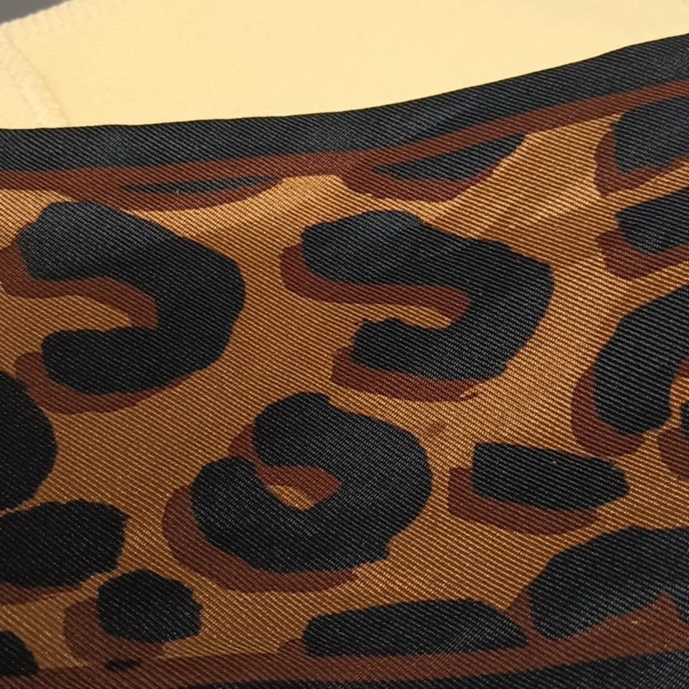 Louis Vuitton Leopard Bandeau Steven Sprouse Elegant Quiet Luxury Bag Charm